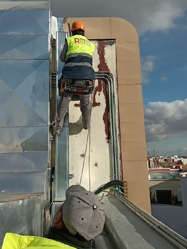 Impermeabilización de cubiertas Madrid Mutua Madrileña
