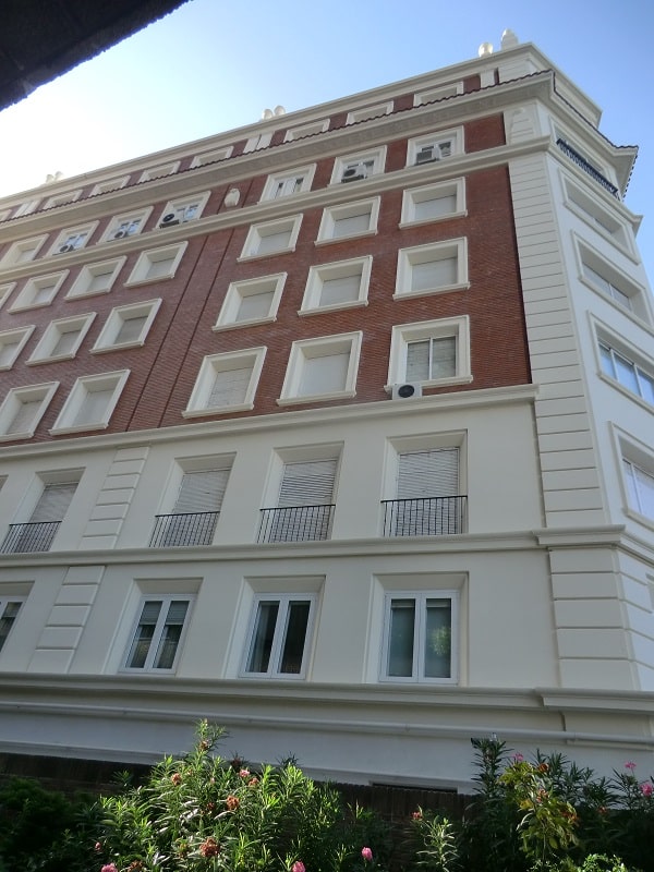 Reconstrucción y reparación de elementos ornamentales fachadas Madrid