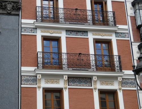 Fachadas boutique: restauración de fachada de calle Alcalá, 33 (Madrid)