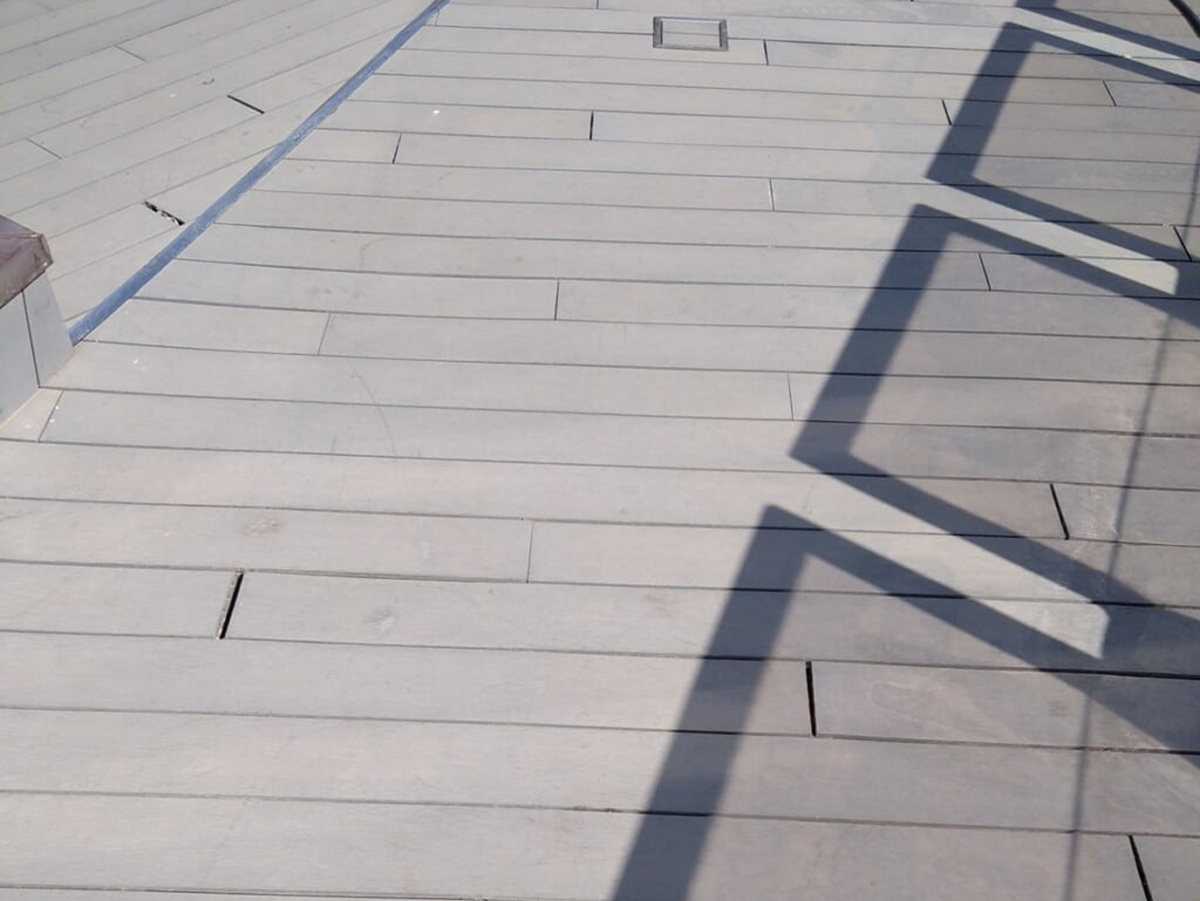 Renovación de terrazas en el Centro de Madrid 2 Nueva terraza con pavimento porcelánico Porcelanosa Oxford Acero 21