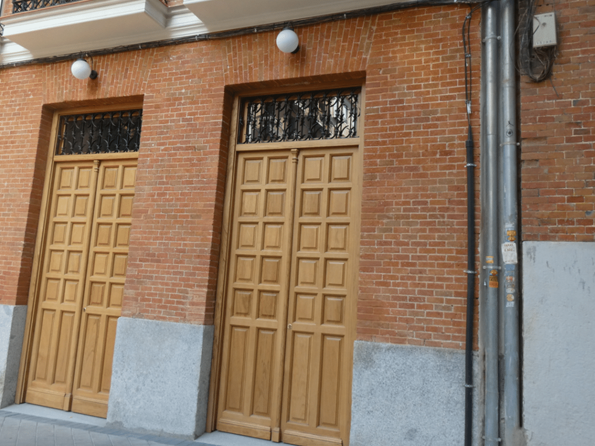 Restauración de fachada protegida en Madrid 13 14