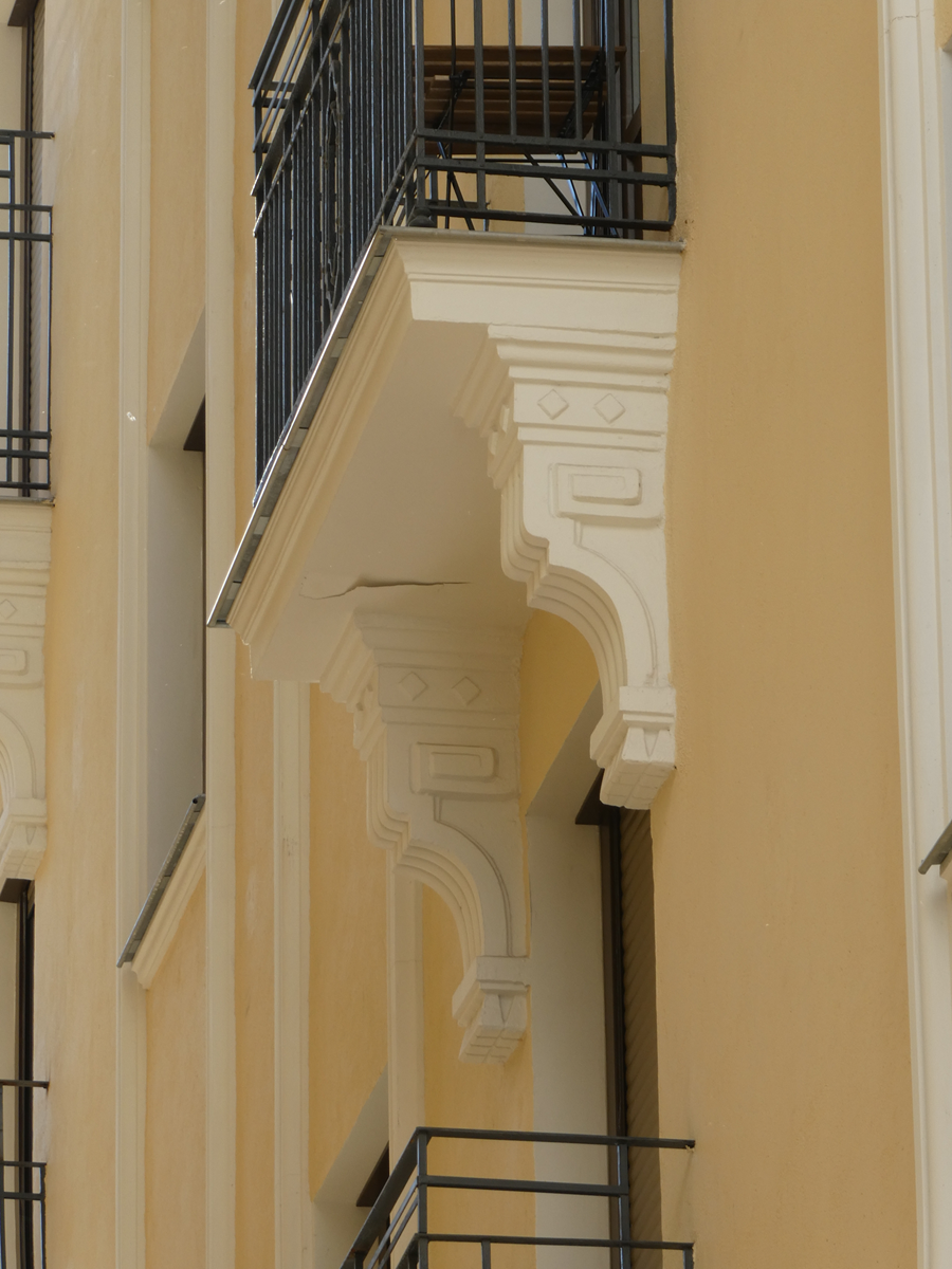 RESTAURACIÓN DE FACHADA CENTRO DE MADRID 6 restauracion de fachada Centro de Madrid 8 900 x 1200. png